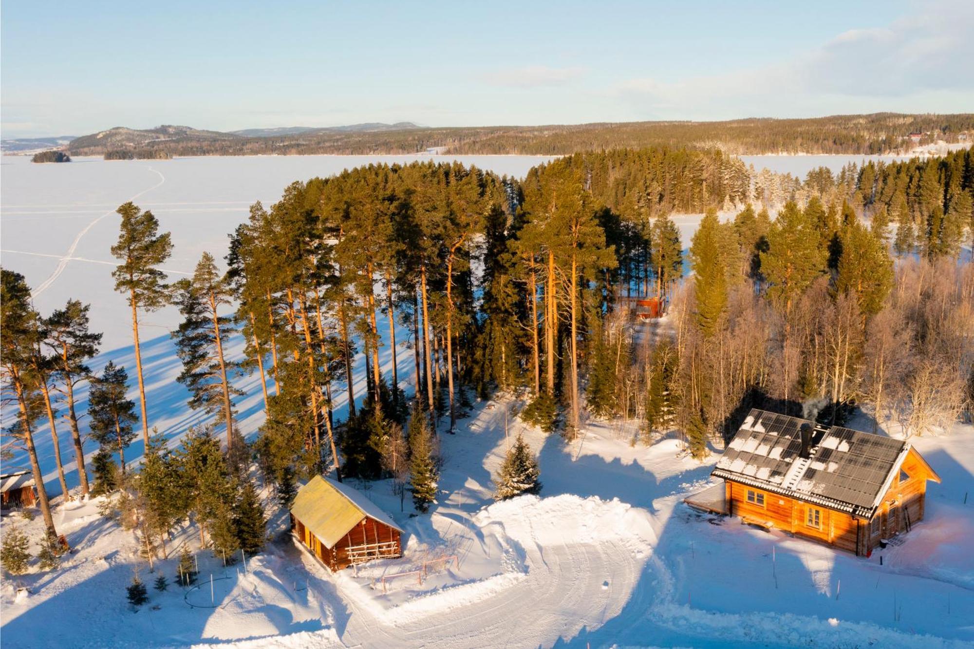 Blockhaus Am See - Komfort Umgeben Von Natur! Nalden Exterior foto